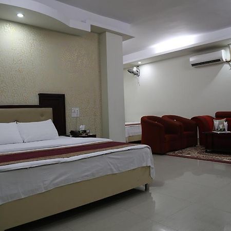 Hotel City Plaza Jessore Exteriör bild