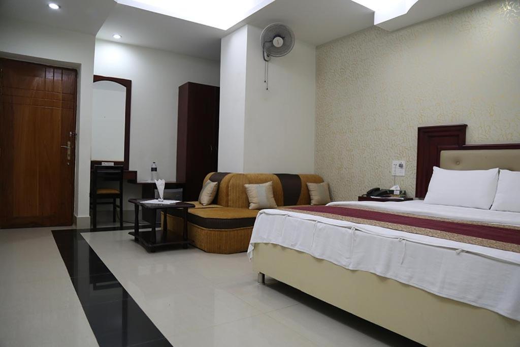 Hotel City Plaza Jessore Exteriör bild