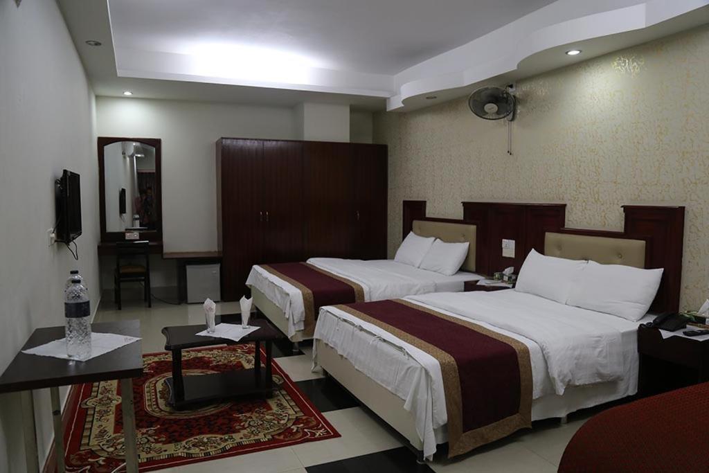 Hotel City Plaza Jessore Exteriör bild